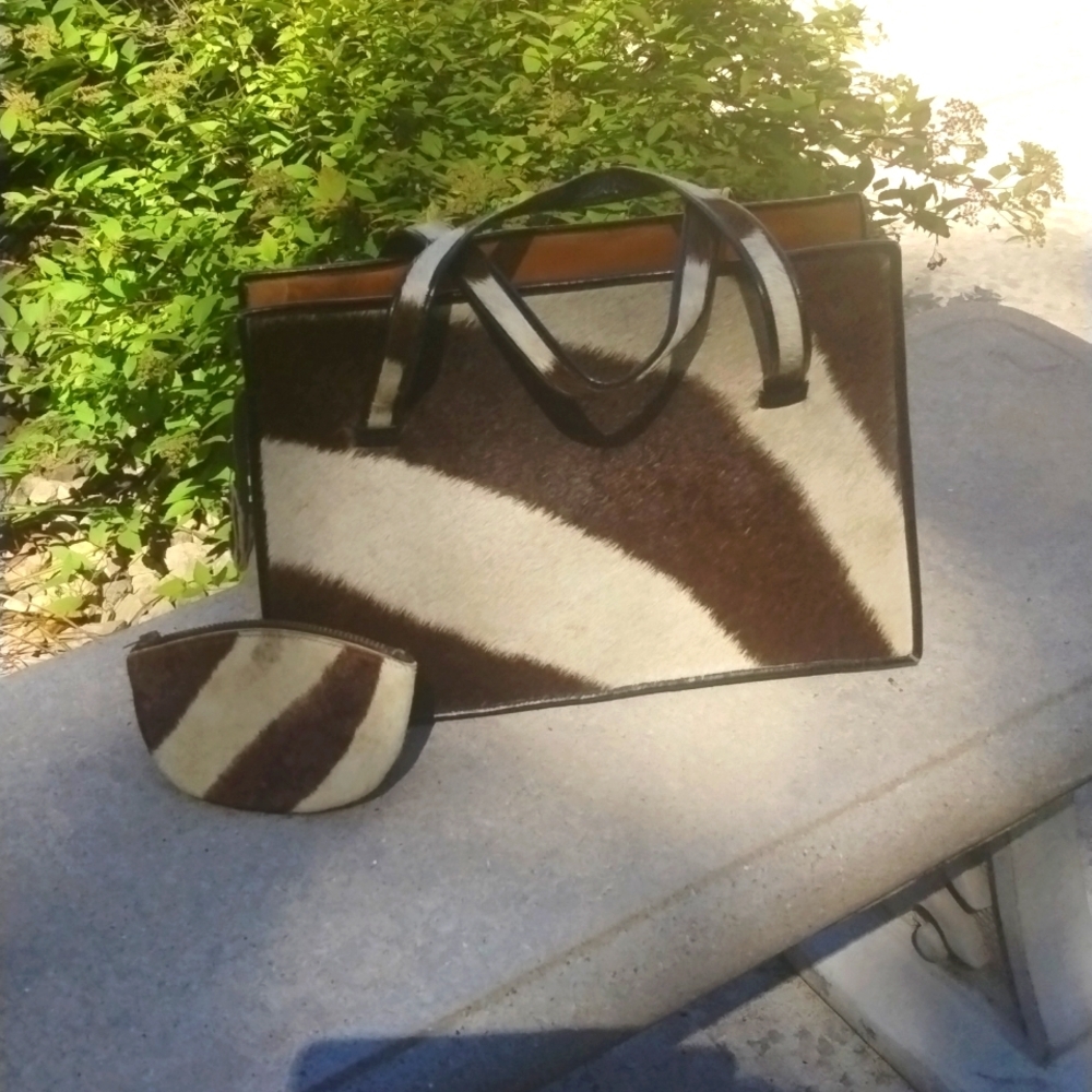 Genuine Zebra Hide And Leather Handbag And Coin P… - image 1
